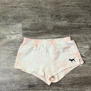 PINK shorts!!